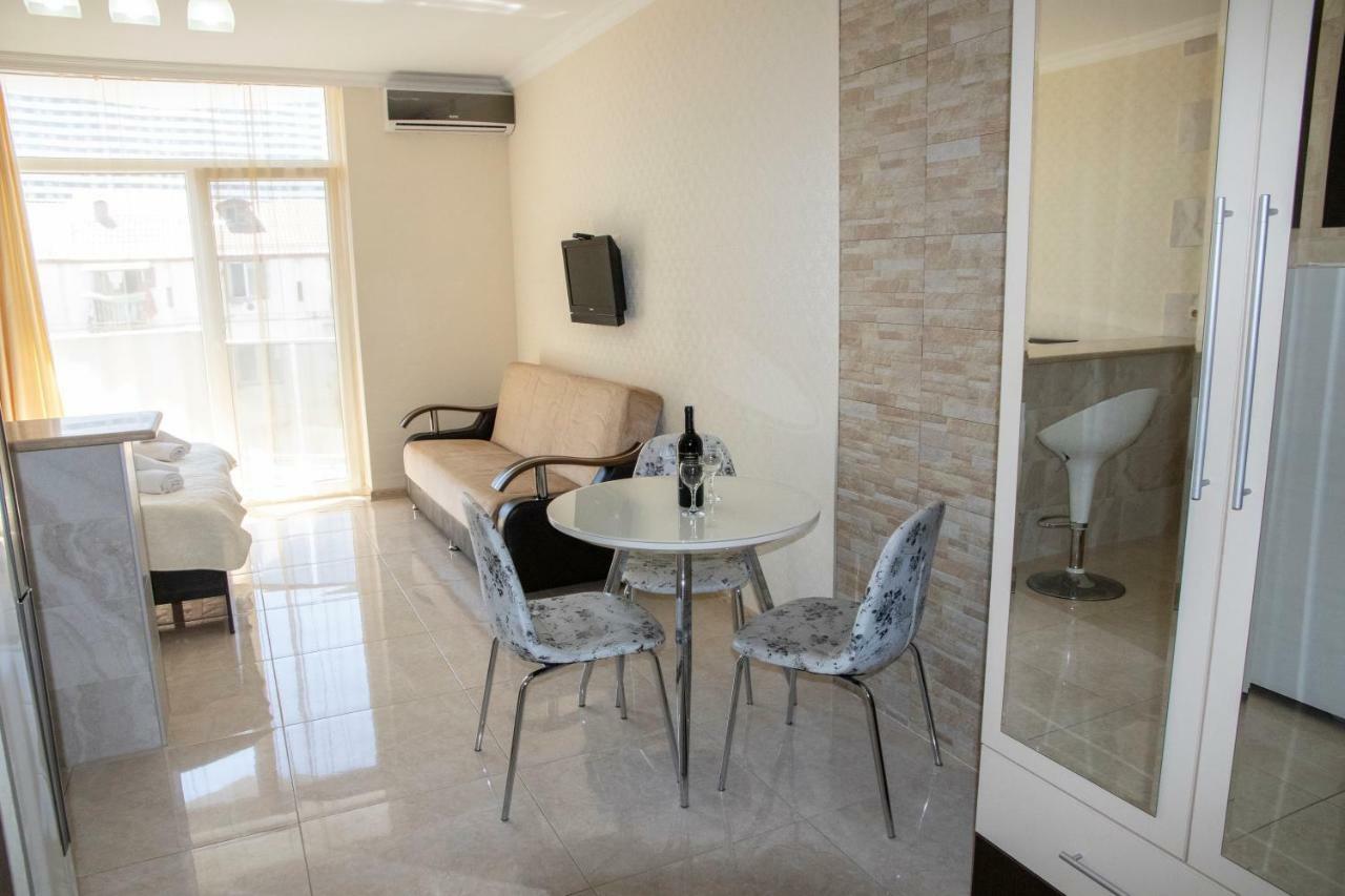 Orbi Apartment Ruslan Batum Dış mekan fotoğraf
