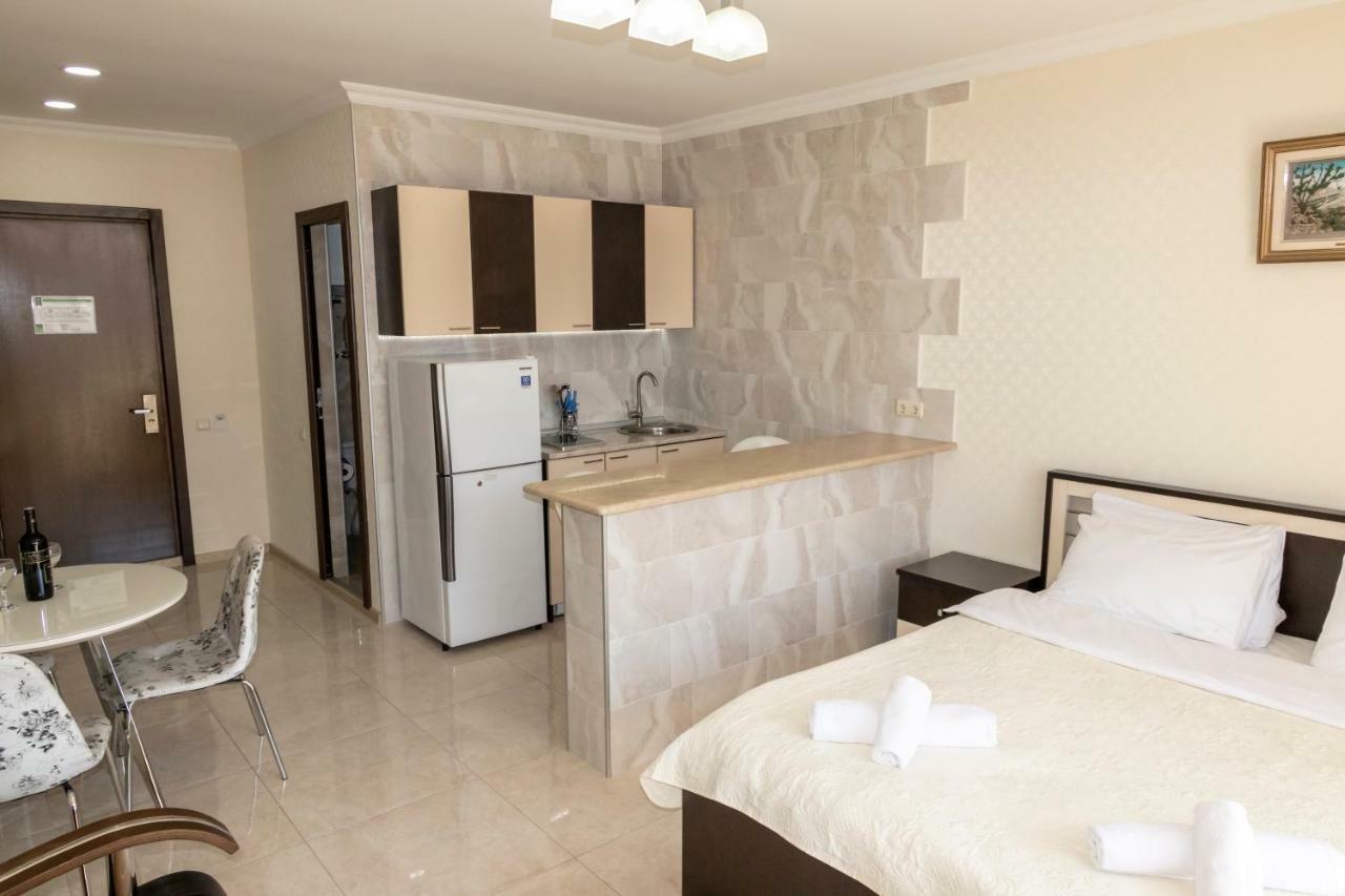 Orbi Apartment Ruslan Batum Dış mekan fotoğraf